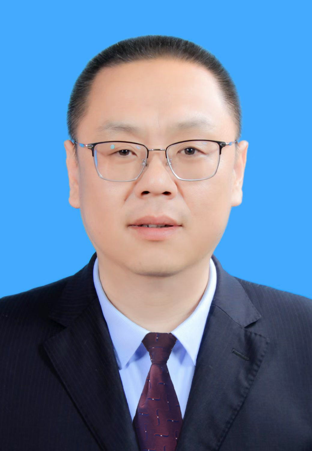 张子松区委副书记、代区长